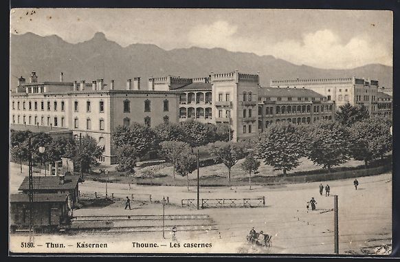 Cartoline postali: Thun, Kasernen mit Strasse aus der Vogel – Usato da Berlin venduto da bartko-reher