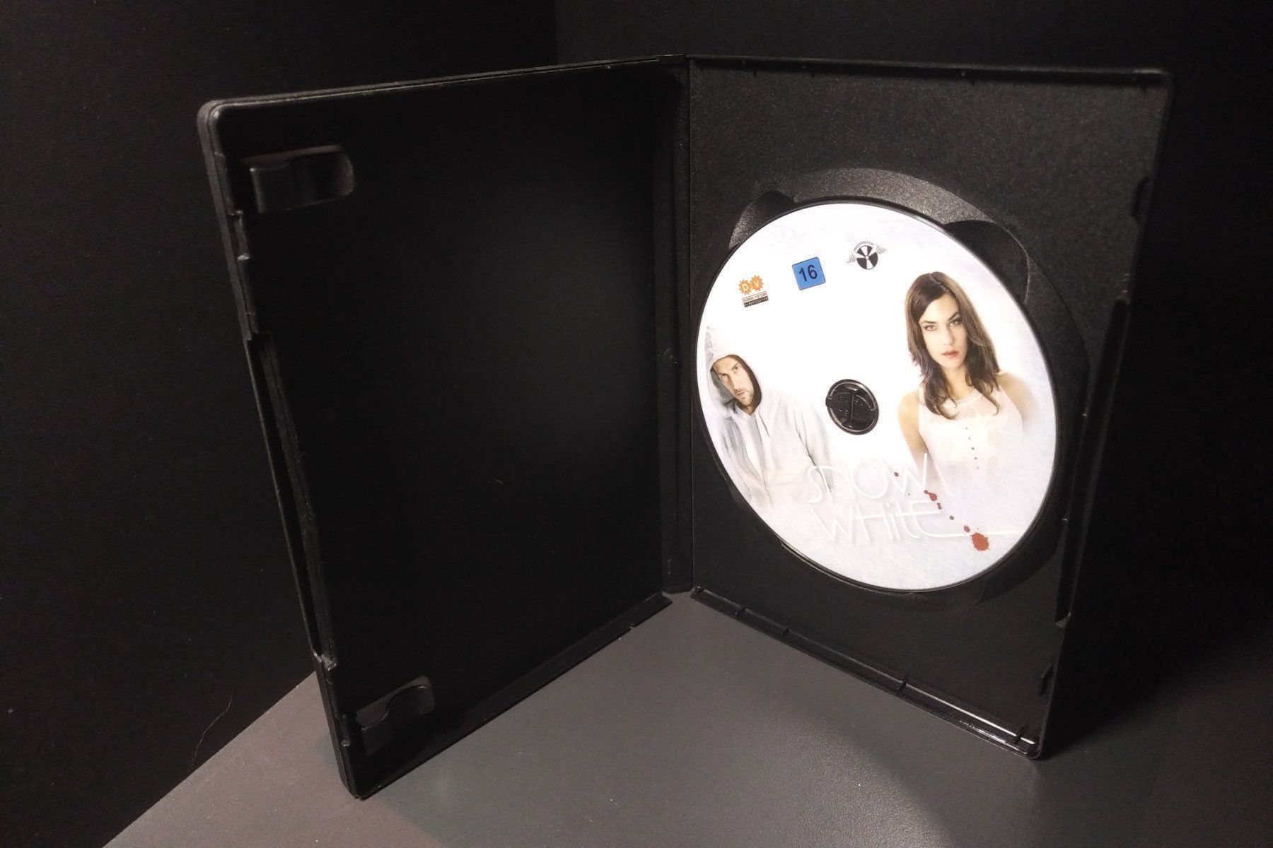Alle DVDs: DVD: Snow White - Versand, nur CHF 2.50! – Gebraucht aus Siblingen von goodprice24 2