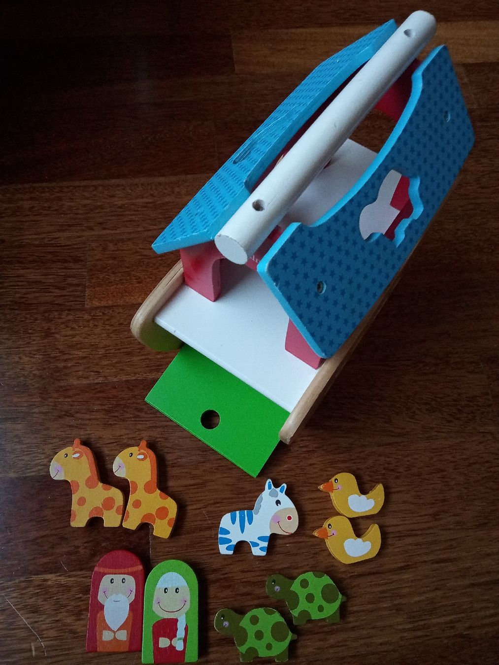 Giocattoli: Holz Arche Noah mit Tierfiguren – Usato da Büren SO venduto da swelch 1