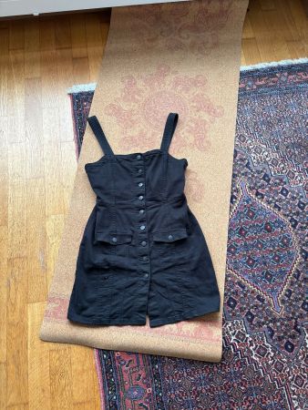Latzhosen Kleid