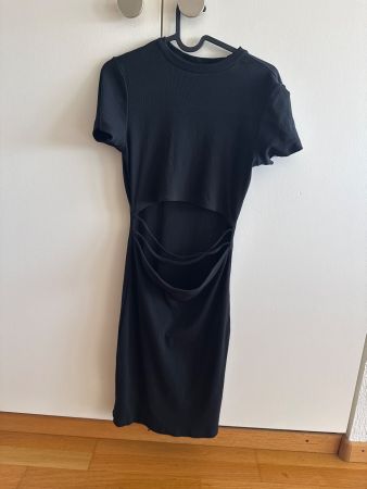 Kleid mit offenem Bauch Only Gr. m