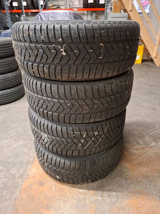 Winterreifen 23555 R17