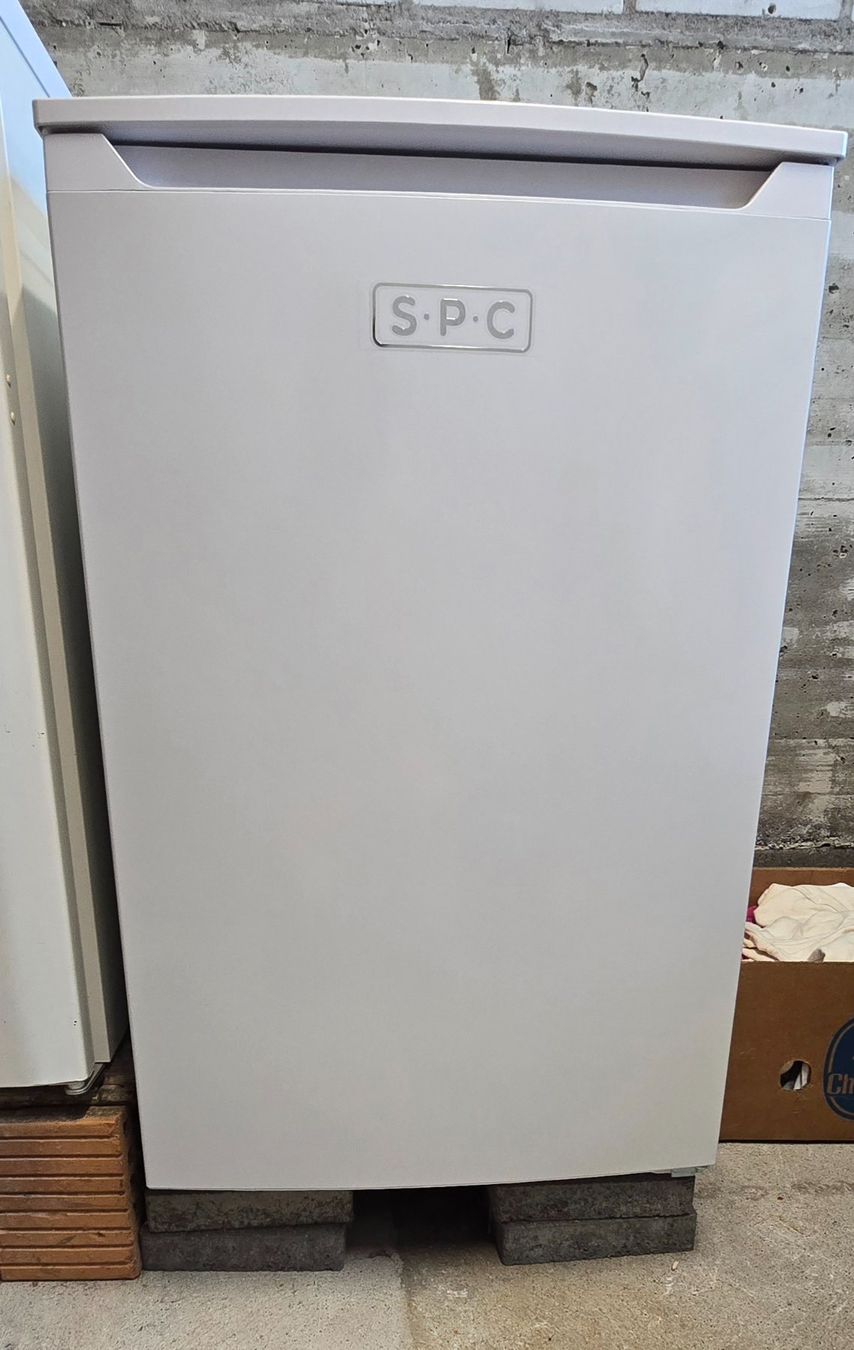 Congelatori: Tiefkühlgerät 87L weiss – Usato da Schübelbach venduto da Samantha8R 2
