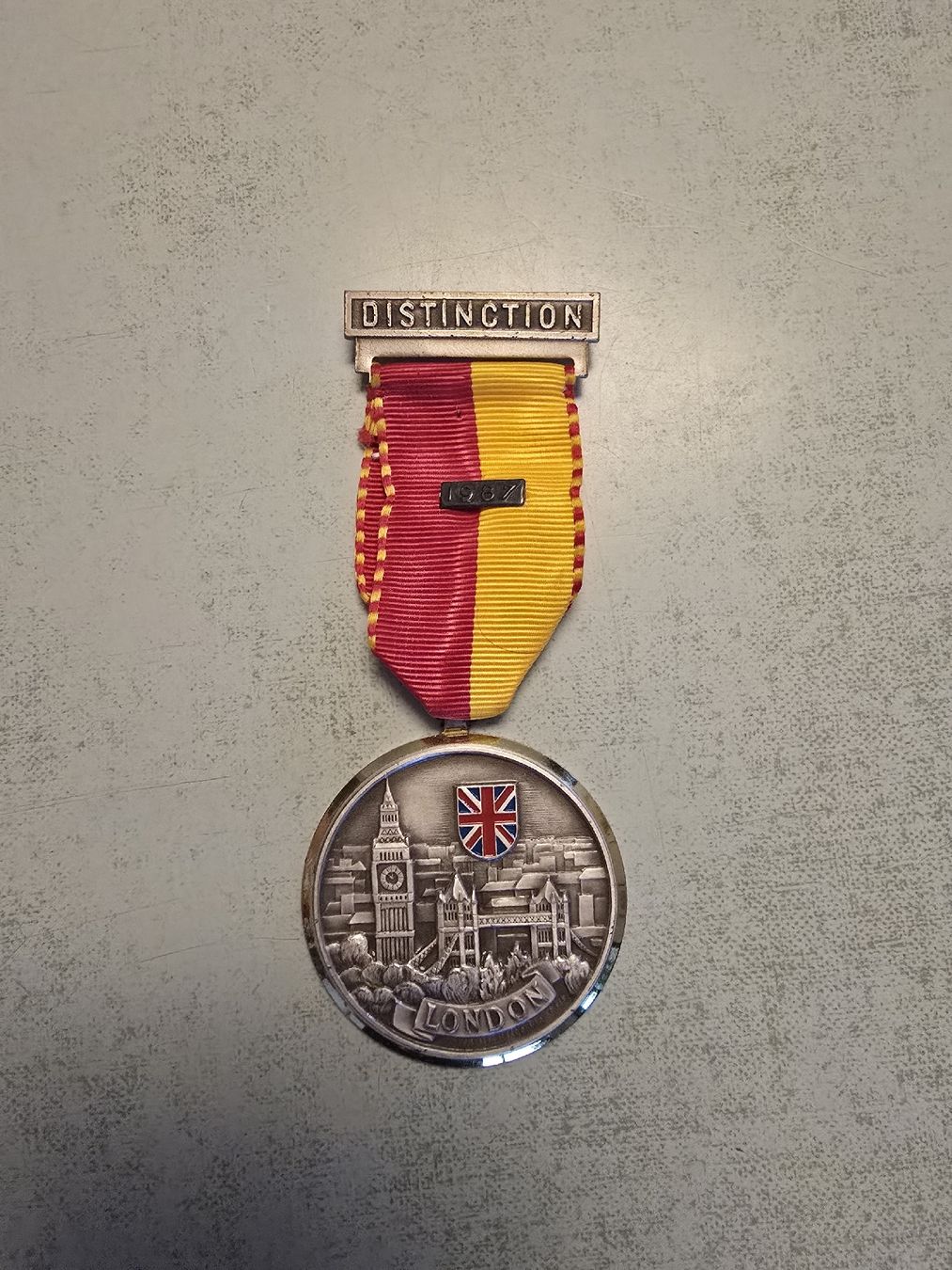 Medaillen: Médaille de Distinction Londres 1987 – Neu (gemäss Beschreibung) aus Satigny von Baazarbaron