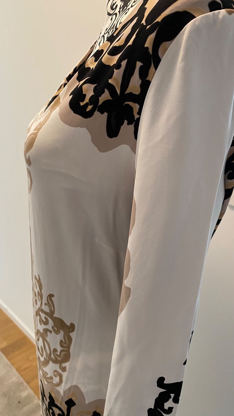 Vestiti: Elegantes Kleid mit Muster – Usato da Starrkirch-Wil venduto da sclupain 1