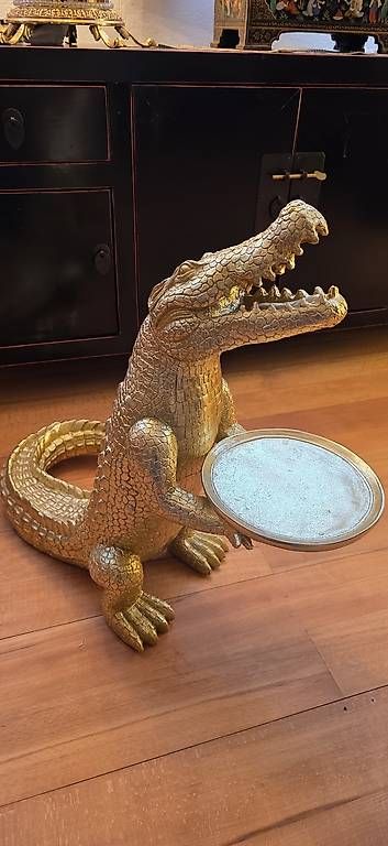 Skulpturen & Statuen: Beistelltisch, Krokodil Morty – Gebraucht aus Wolfhalden von Nati-Nati 4