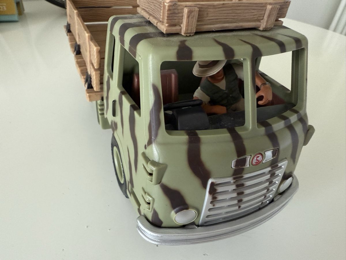 Schleich Giocattoli: Schleich Safari Auto – Usato da Basel venduto da momo.st 2