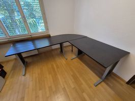 Eckschreibtisch / L-Schreibtisch