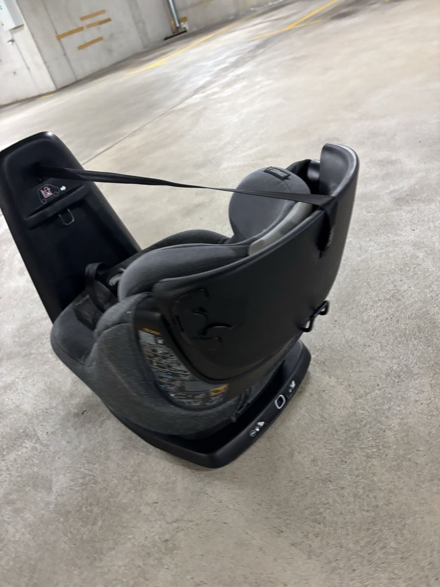 Maxi-Cosi Seggiolini per auto: Maxi-Cosi Kindersitz Top Zustand – Usato da St. Gallen venduto da seemania 3