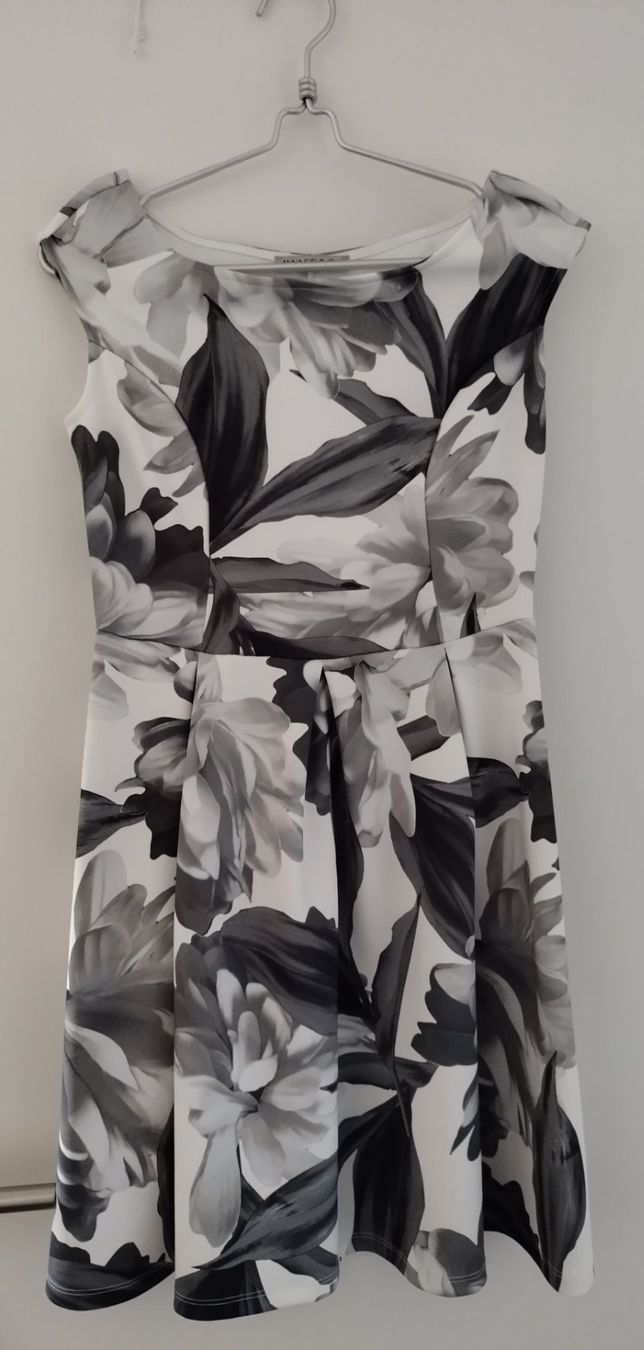 Anna Field Kleider: Neues Kleid von Anna Field Gr. 36 – Neu (gemäss Beschreibung) aus Therwil von Twista11 1
