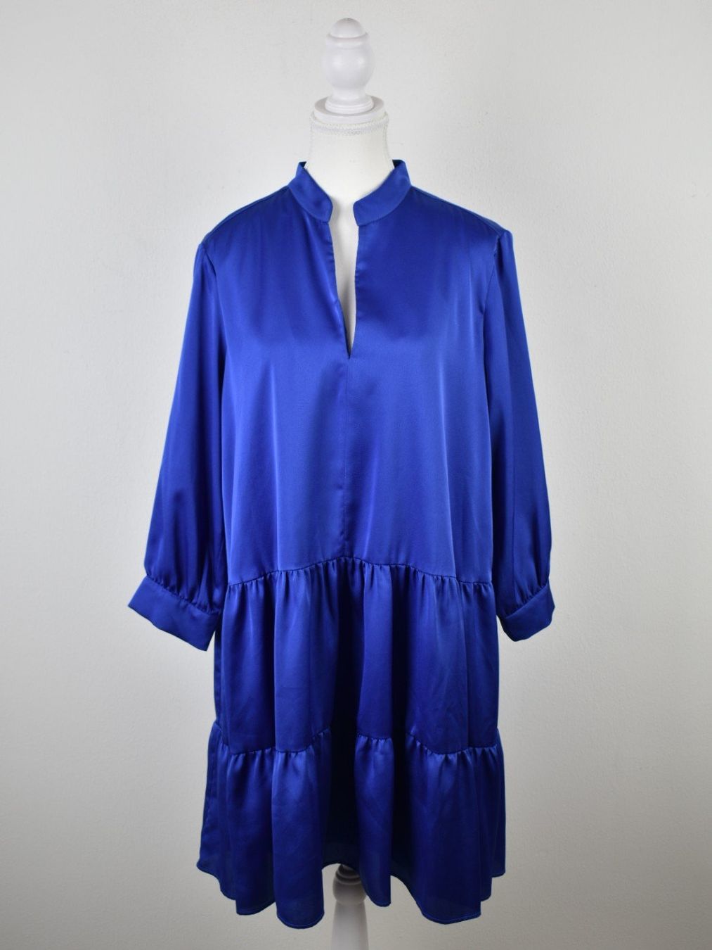 Marella Vestiti: Marella Kleid Gr.38, blau, Satinoptik – Nuovo (secondo la descrizione) da Nürensdorf venduto da 2ND_STORY 1
