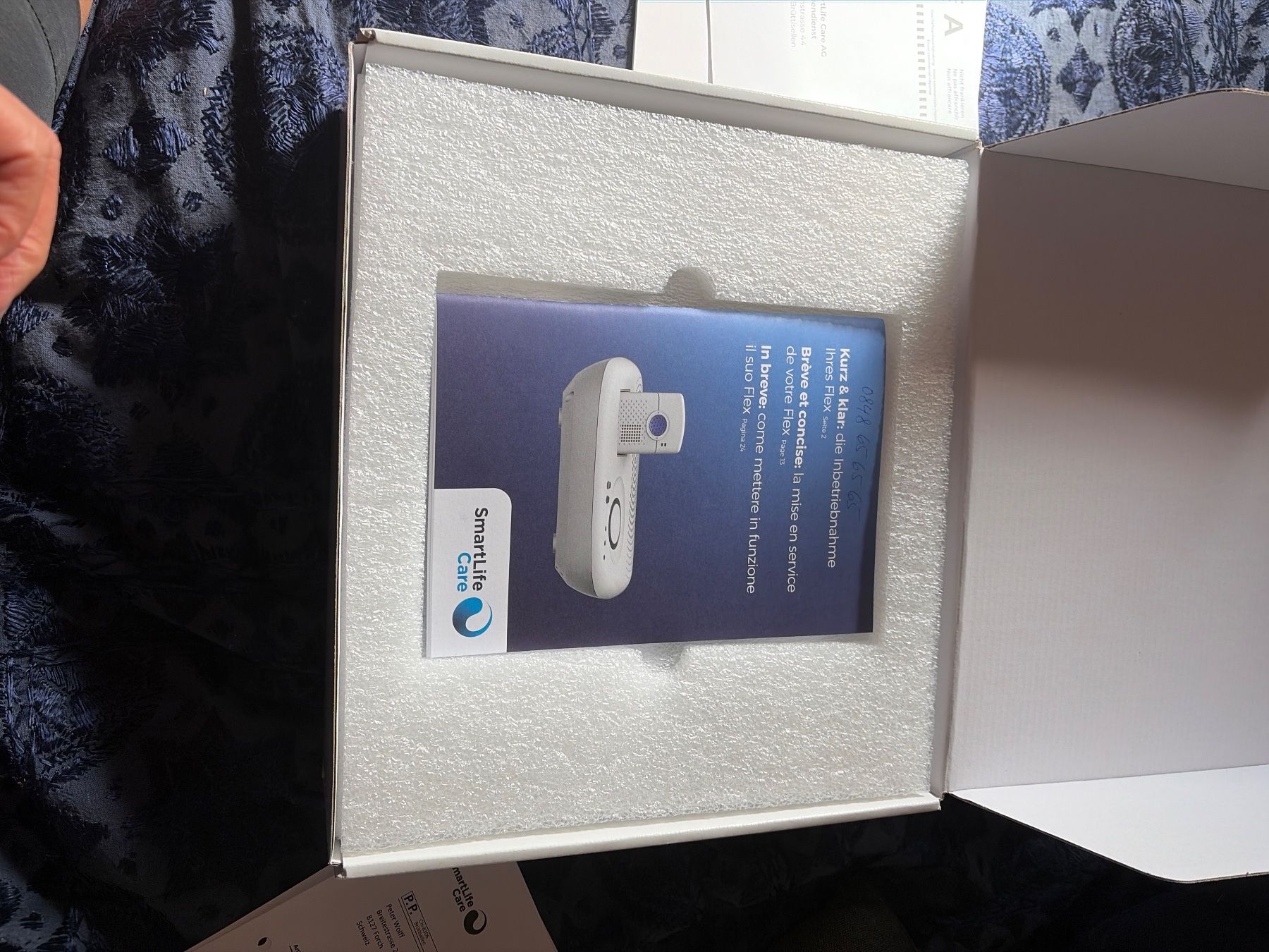 SmartLife Care Sistemi d'allarme: Notrufgerät Flex - SmartLife Care – Usato da Forch venduto da KathrinW3 1