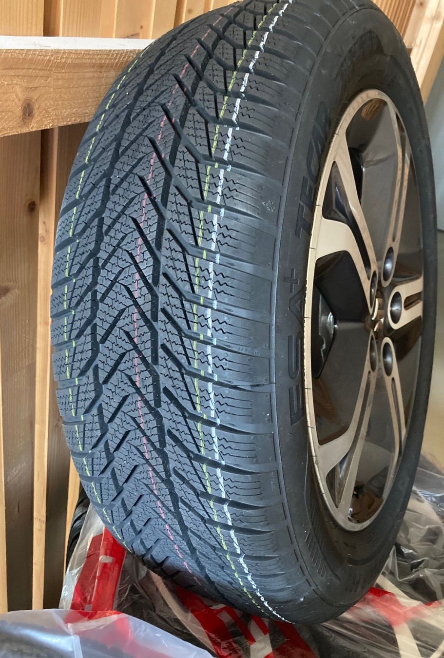 Suzuki Pneumatici & Ruote complete: 4 Winterräder zu Suzuki Vitara – Nuovo (secondo la descrizione) da Wolfhausen venduto da signat 3