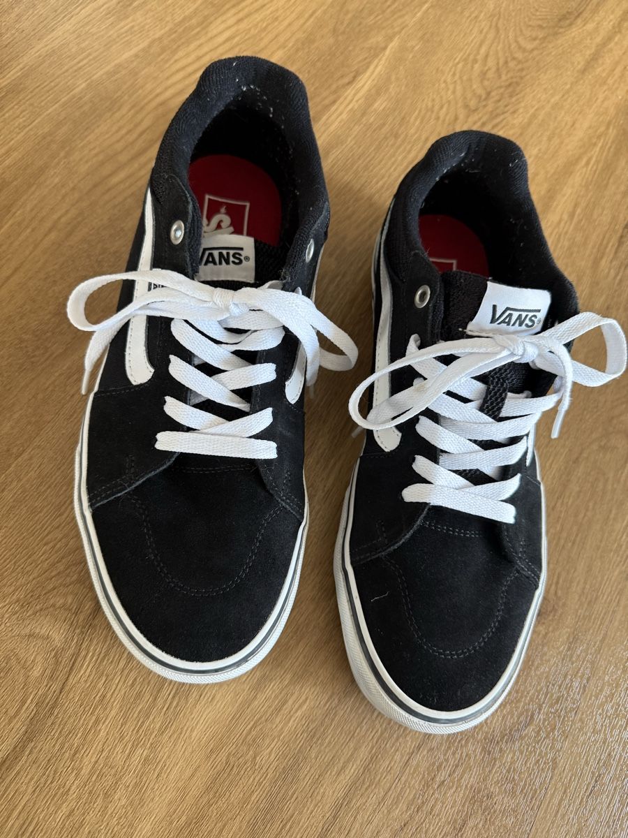 Vans Scarpe da uomo: Vans Schuhe, Grösse 42.5, neuwertig – Nuovo (secondo la descrizione) da Grenchen venduto da denosh