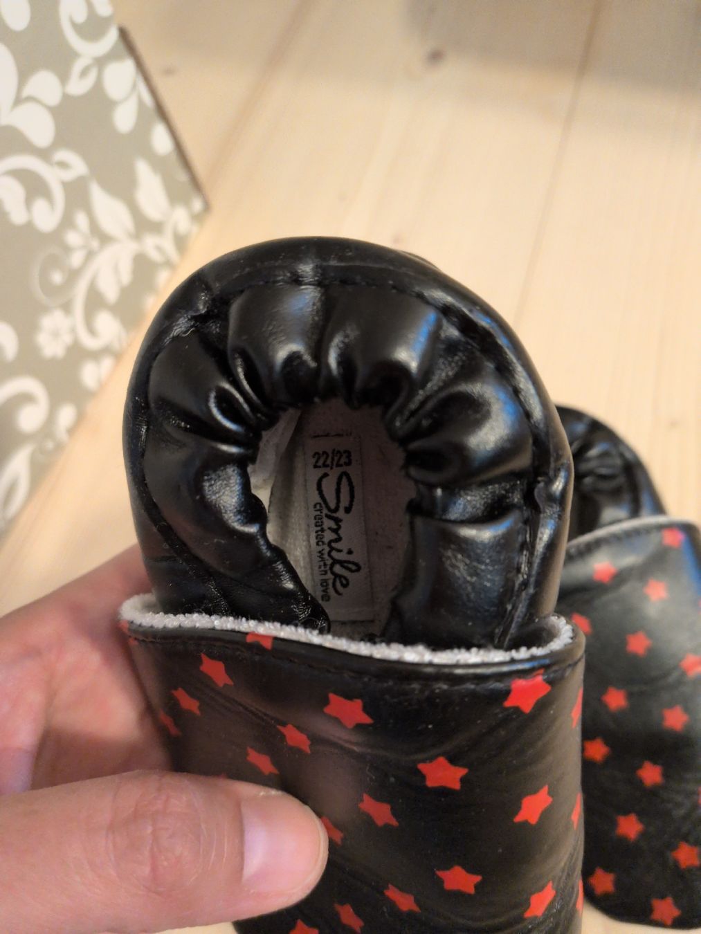 Chaussures garçon: Lederfinkli Gr. 22/23 – D'occasion à Oberhelfenschwil par Tattar 1