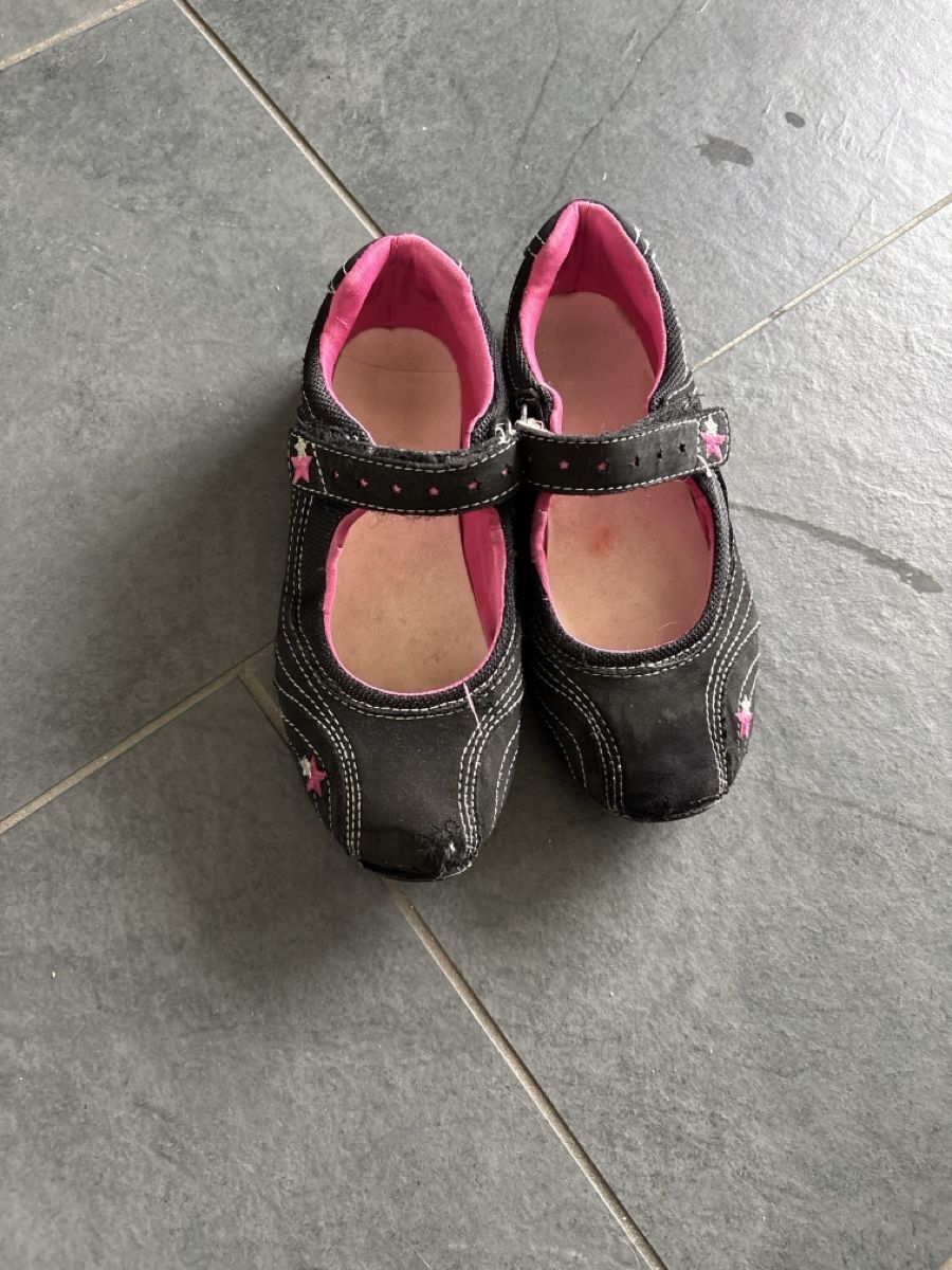 Chaussures filles: Finken – D'occasion à Spreitenbach par bea_wrh6