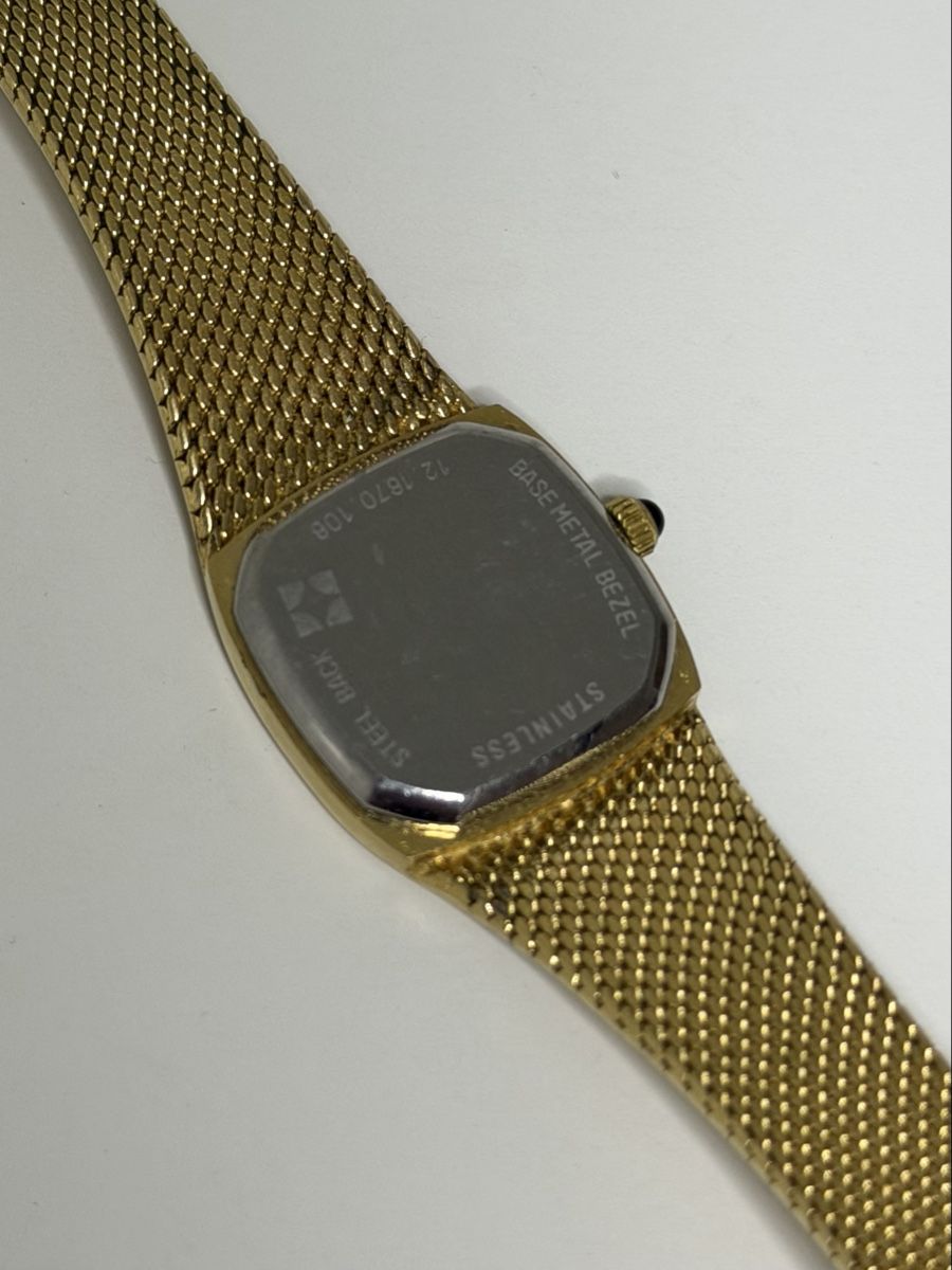 Zenith Montres: ZENITH Vintage Quartz – D'occasion à Servion par Elliot.grnd 2
