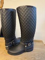 Massimo Dutti Damen Gummistiefel Gr. 39 – Schwarz, gesteppt