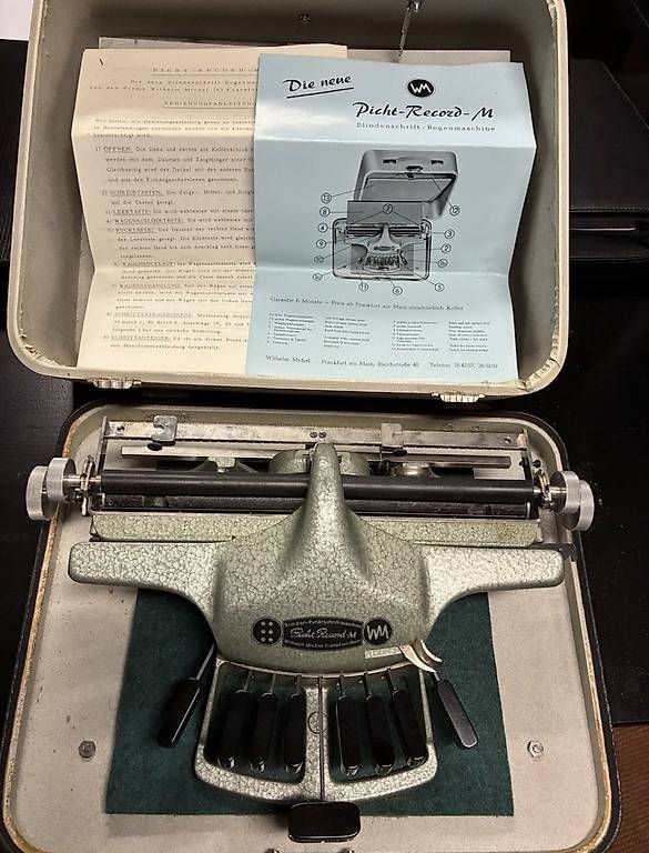 Macchine da scrivere: Blindenschrift Schreibmaschine Picht Record M – Usato da Buus venduto da Frodo24