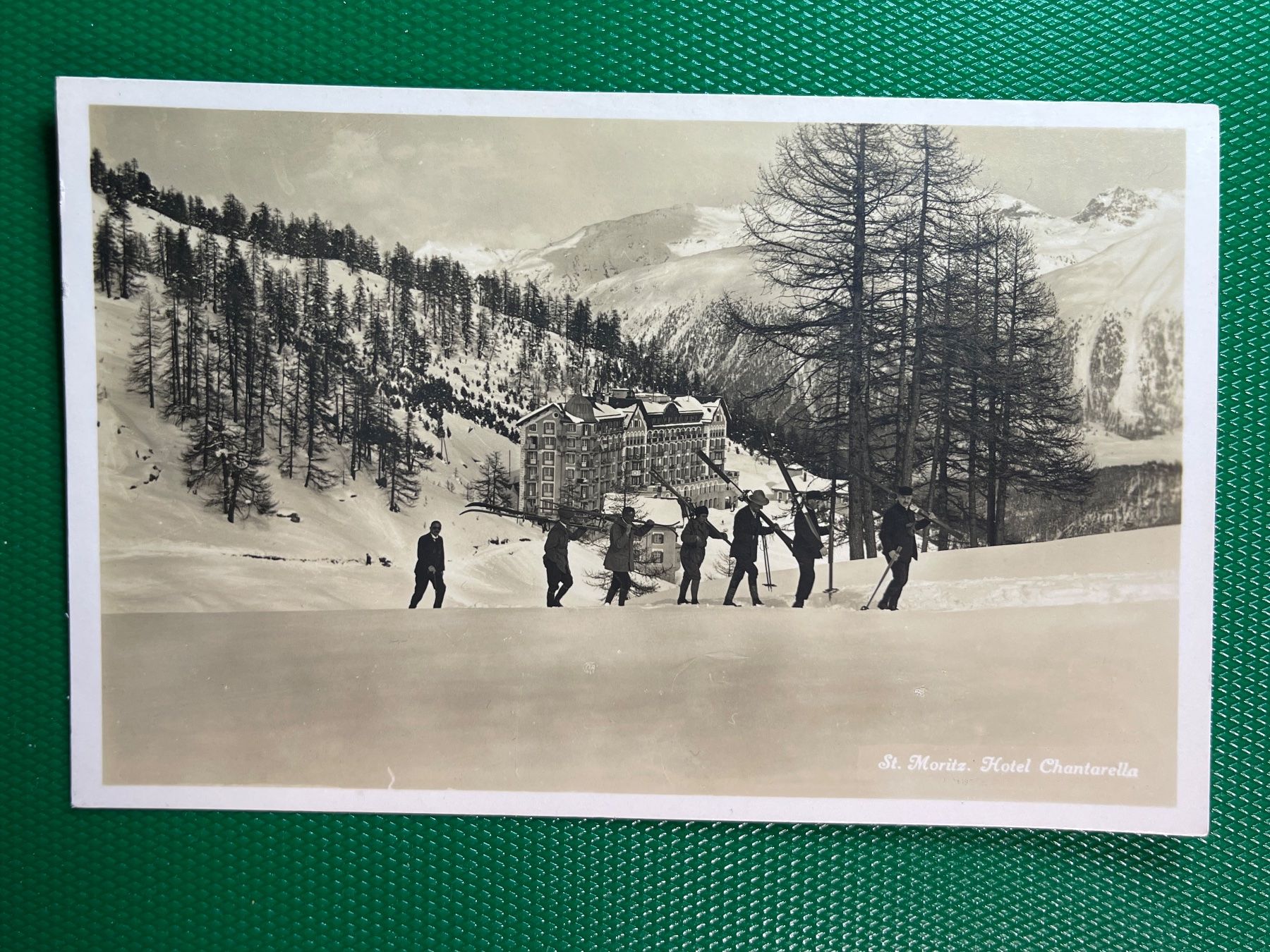 Ansichtskarten: St.Moritz -  Hotel Chantarella - belebt – Gebraucht aus Steg VS von danwer74