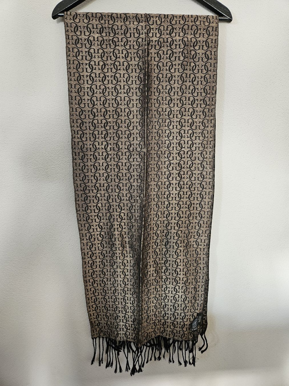 Guess Foulard & Sciarpe: Guess Schal Wolle – Usato da Eschenbach SG venduto da MarThu