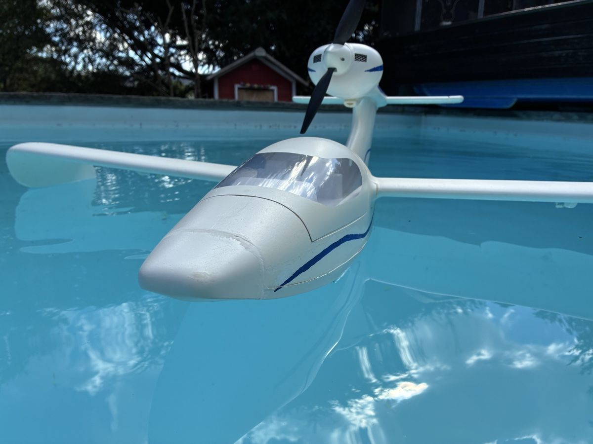 Modellismo RC: Seawind Wasserflugzeug – Usato da Buchs ZH venduto da hipsternut 2