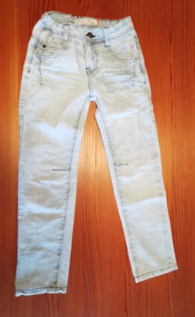 Jeans Grösse 140