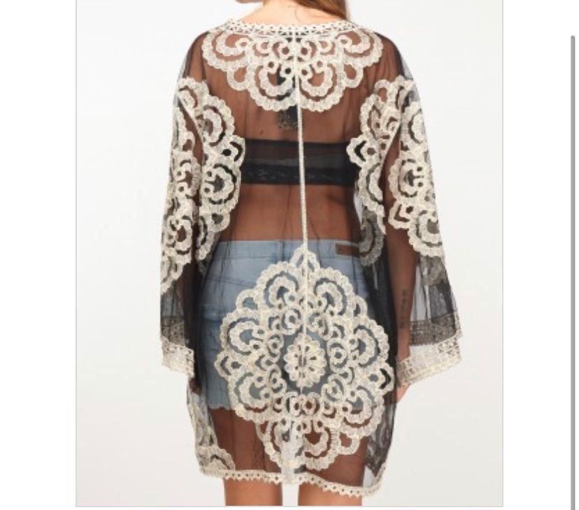 Bolero: Jaquette transparente noire motifs doré – Nuovo e nell'imballaggio originale da Petit-Lancy venduto da mina222 1