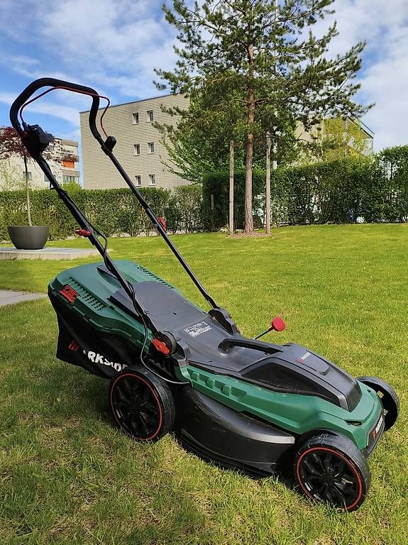 Tagliaerba: Rassenmäher Elektro NP169 – Usato da Kreuzlingen venduto da Audi666 1