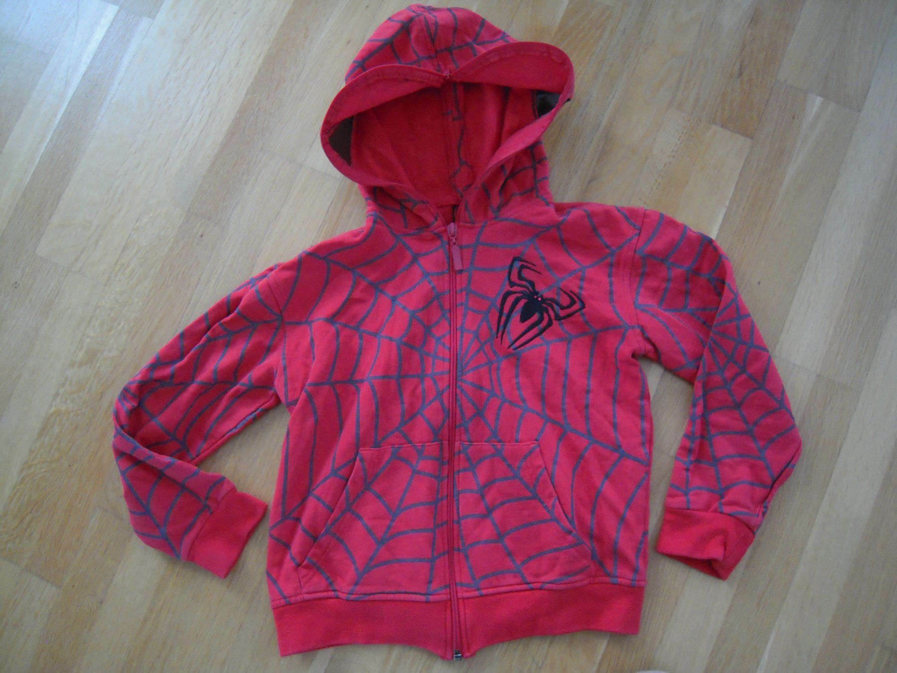 Maglioni & Felpe: Spider-Man Kapuzenpullover Gr 134 – Nuovo (secondo la descrizione) da Uzwil venduto da visions77 2