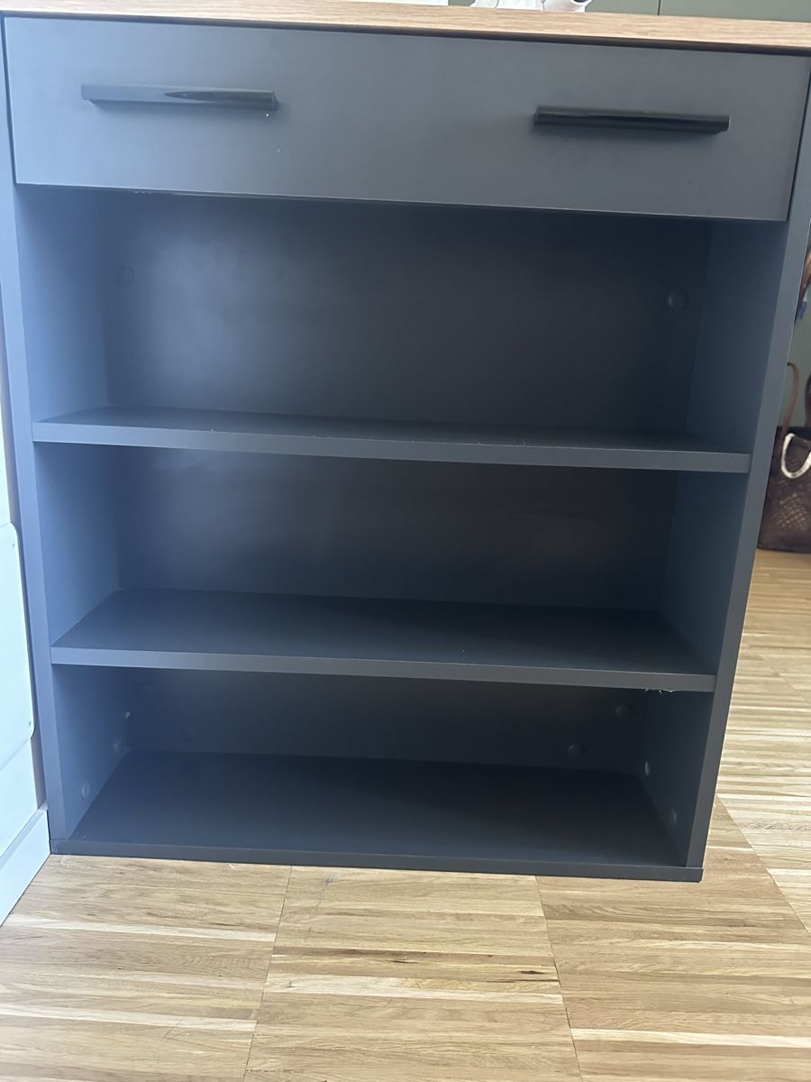 Set di tavolo e panche: Küchentisch mit 2 Stühlen und Regal – Nuovo (secondo la descrizione) da Muttenz venduto da iit_l62p 1