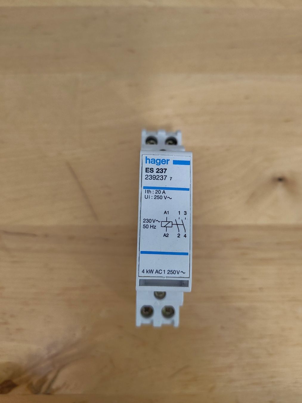 Hager Componenti elettronici: Hager ES237 Schütz 2S, 20A, 230V – Nuovo e nell'imballaggio originale da Emmenbrücke venduto da BlSi 2
