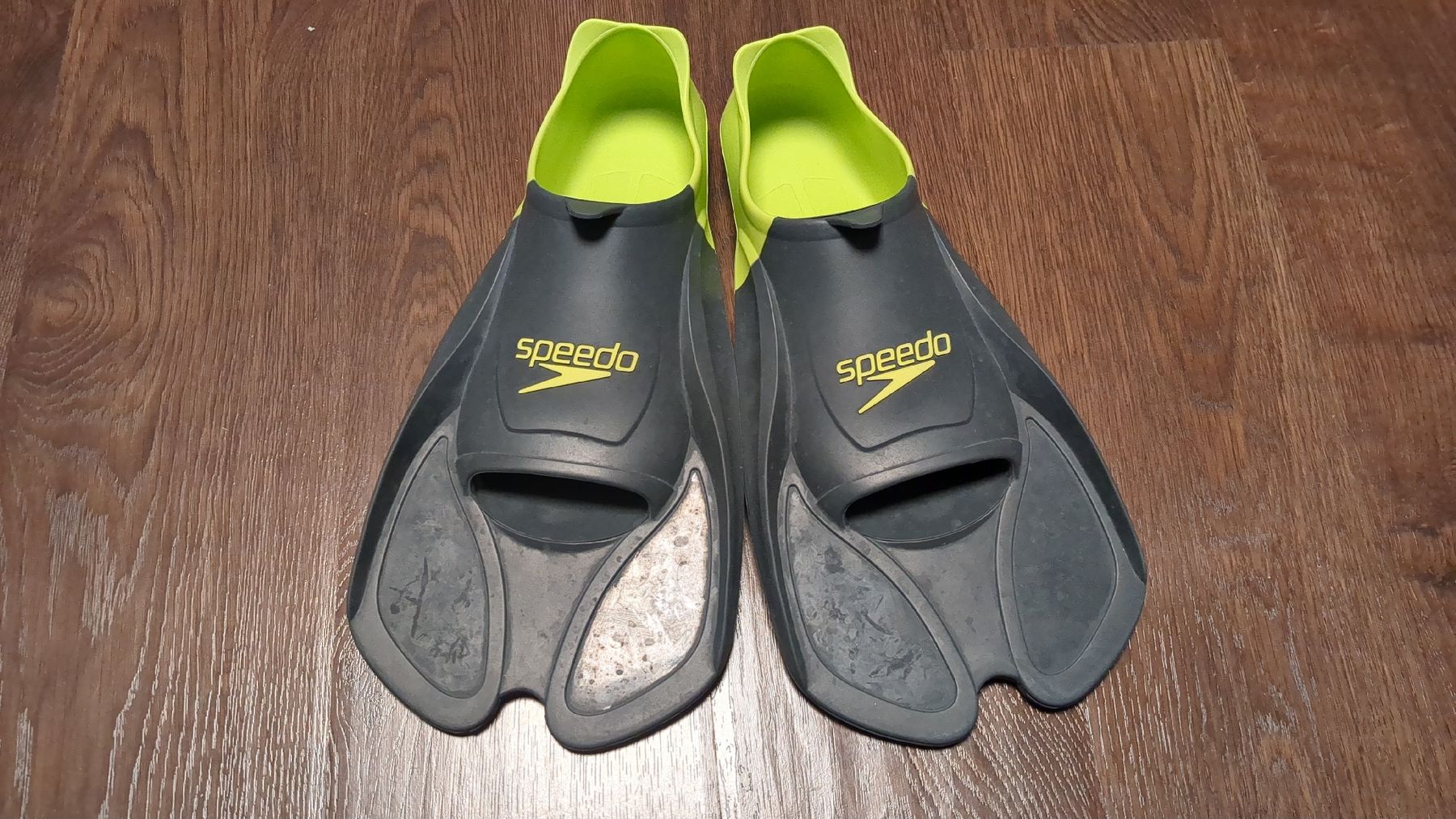 Speedo Pinne, Maschere & Boccagli: Schwimmflossen Speedo Grösse 39-41 gebraucht – Usato da Randa venduto da est_m9n9