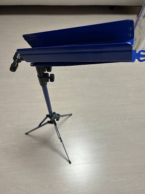 Supporti per strumenti musicali & leggii: Notenständer – Usato da Matzingen venduto da roli_14gr