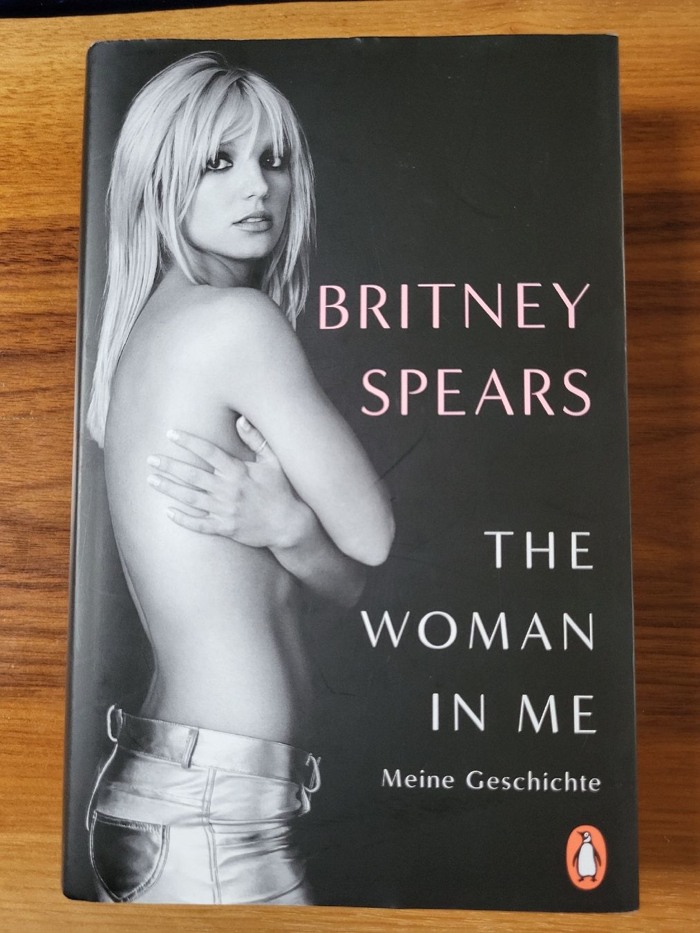 Bücher: Britney Spears - The woman in me – Gebraucht aus Kandersteg von sli_7
