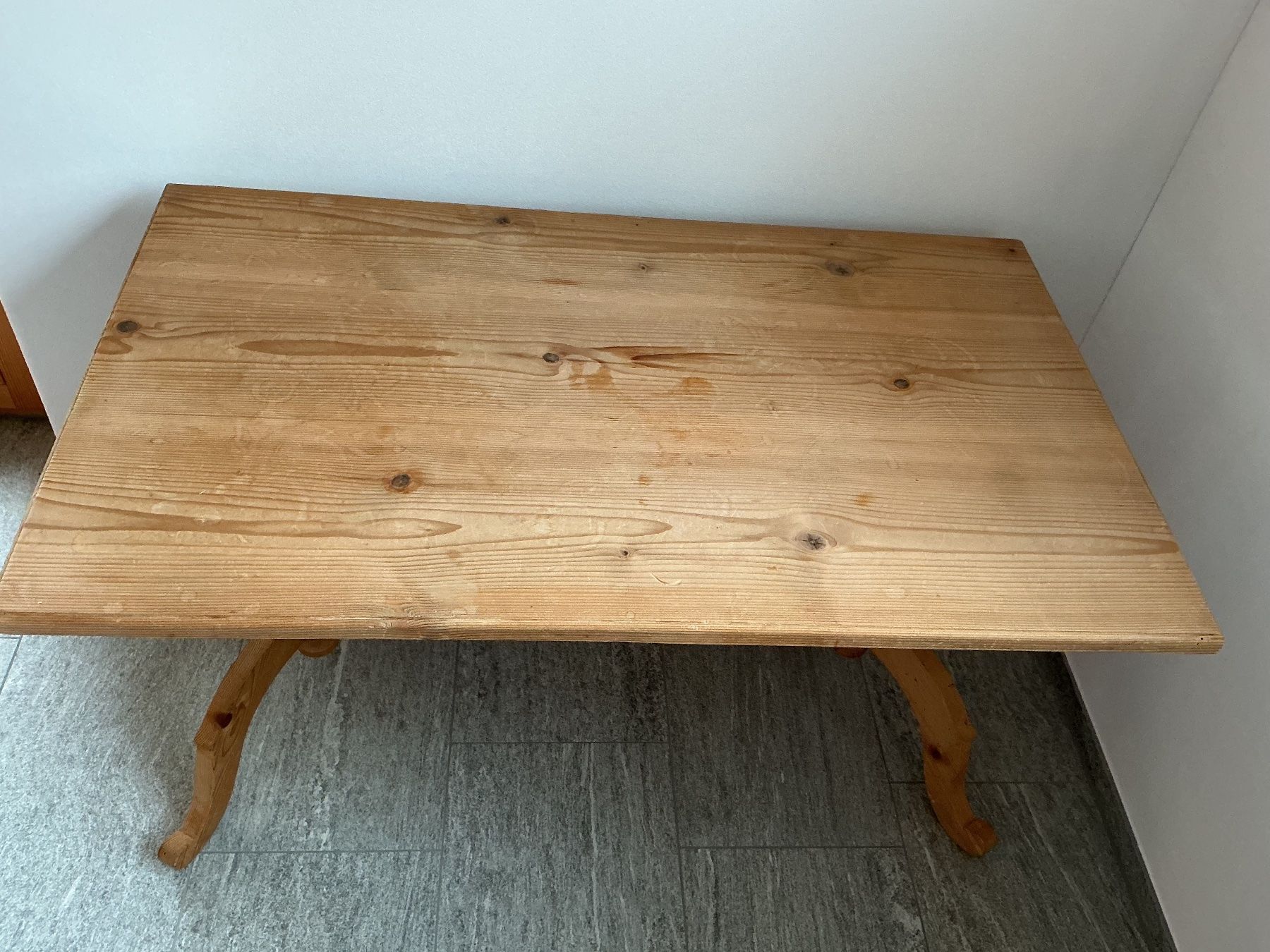Tables: Tannenmöbel Tisch – D'occasion à Frenkendorf par Schauenburgy 1