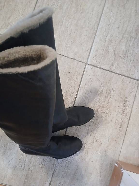 Damenschuhe: Stivali d'inverno – Gebraucht aus Savosa von d.monighetti 1