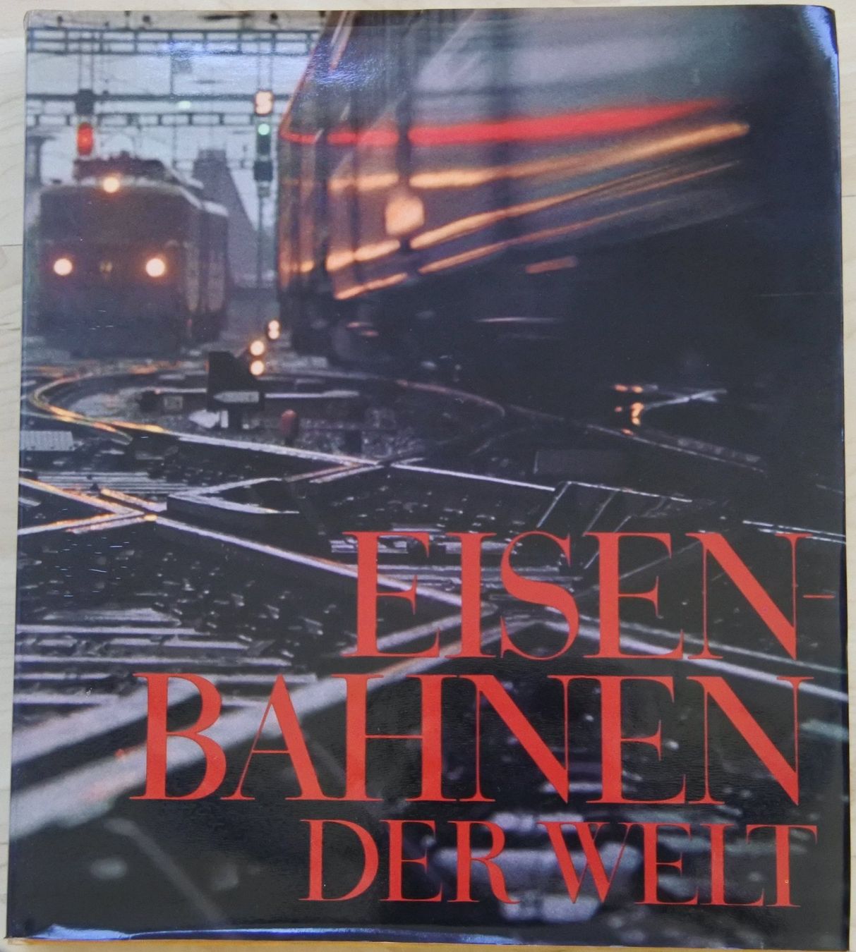 Bücher: Eisenbahnen der Welt / William Wenger – Gebraucht aus Bäch SZ von Parog