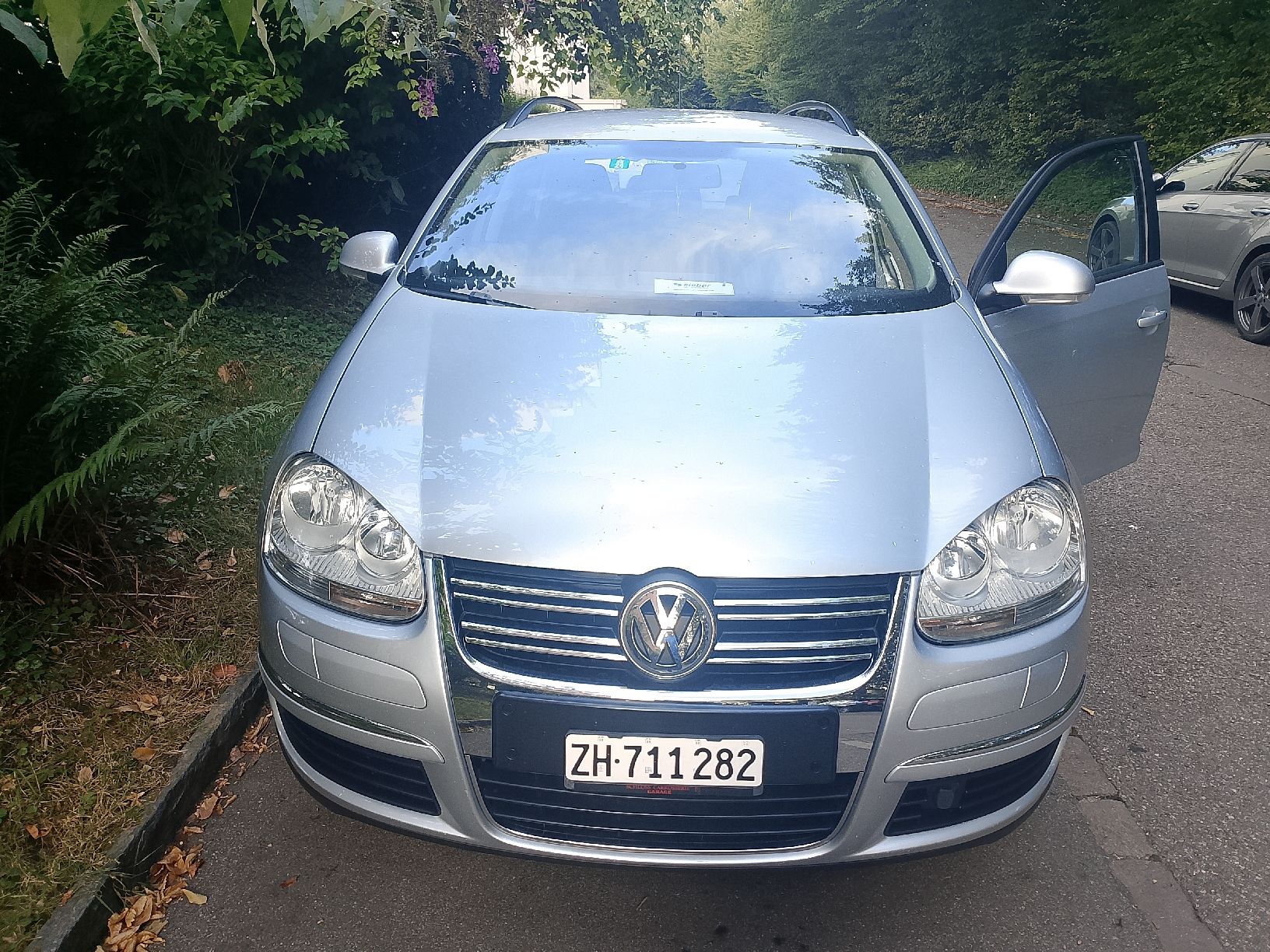 VW Automobili: VW Golf 5  1.6 multifuel variant kombi – Usato da Unterengstringen venduto da Waldi1 1