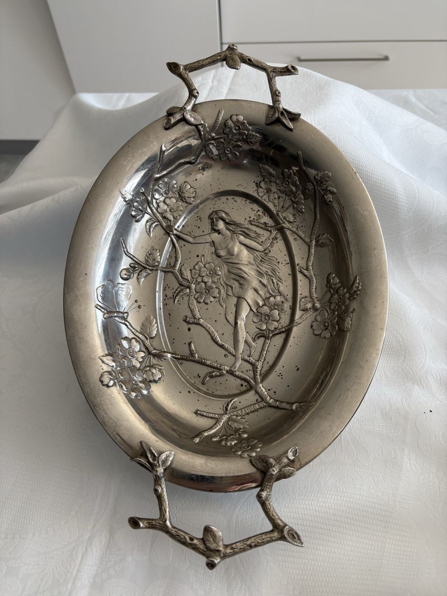 Plateaux: Jugendstil Schale – D'occasion à Schönenberg ZH par Roxana8820