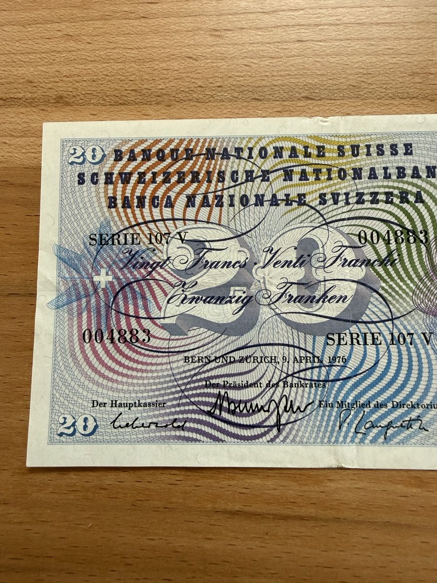 Banknoten: 20 Franken Banknote Serie 107 V – Gebraucht aus Grenchen von Bastet007 3