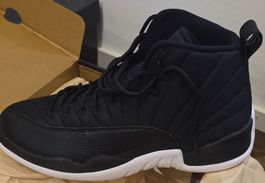 Nike Air Jordan 12 Retro Black, Grösse 42.5 - NEU