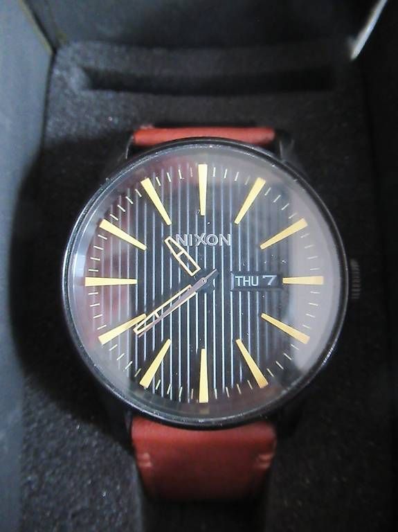 Orologi: Montre NIXON – Usato da La Sarraz venduto da jaccardmar 4