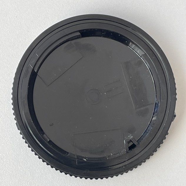 Sony Objektive: SONY Hinterer Objektivdeckel / Bajonettabdeckung f. Objektiv – Gebraucht aus Birsfelden von adormidera 1