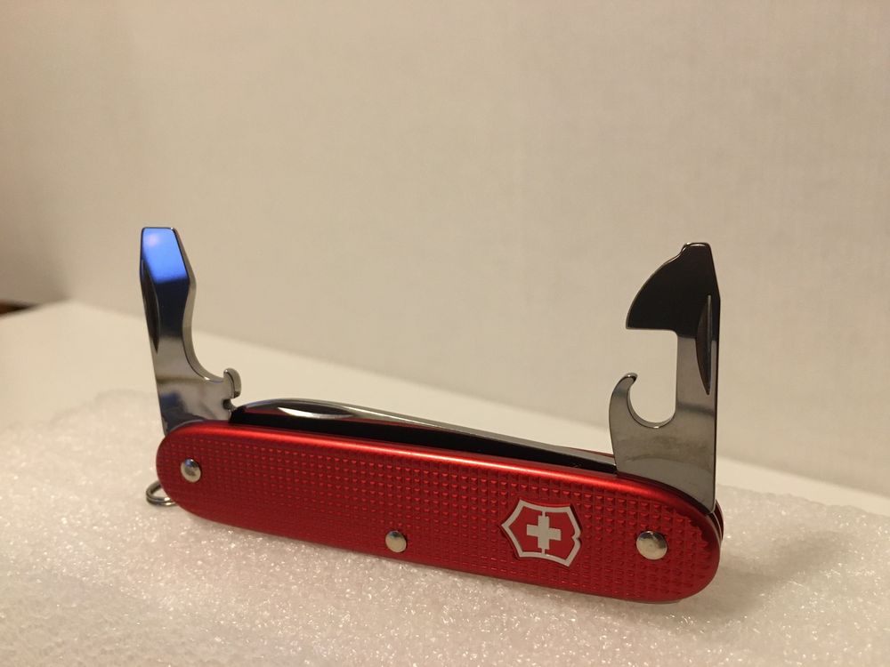 Victorinox pioneer alox limited edition online 2018