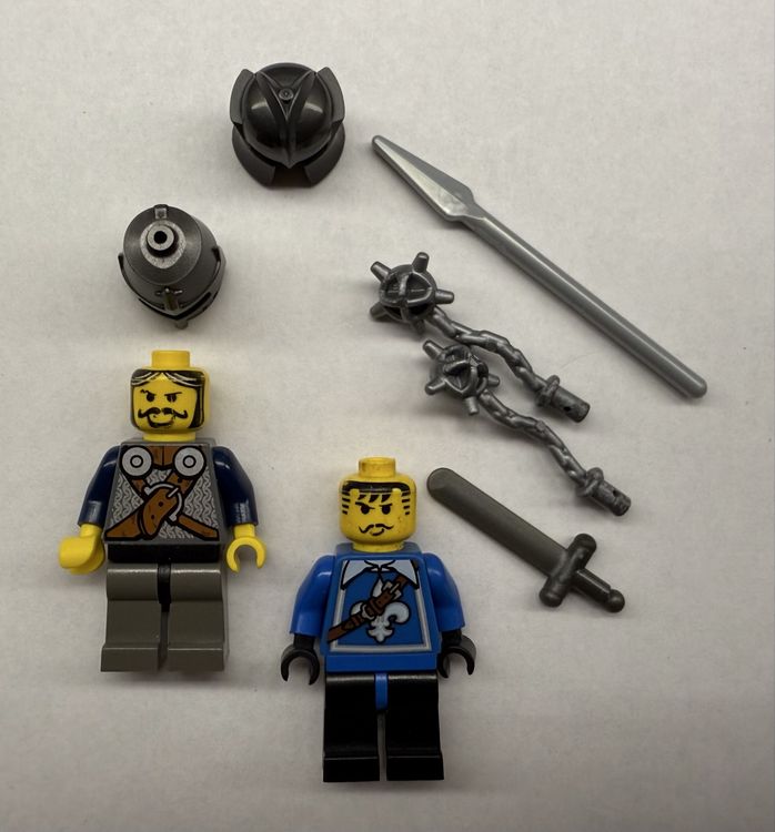 Lego Jouets: 2 seltene Lego Ritter Figuren mit Zubehör – D'occasion à Rheinfelden par zim_2hqc 2