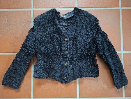 Qui Individual; Schwarze Jacke / Jäckchen Gr. 42