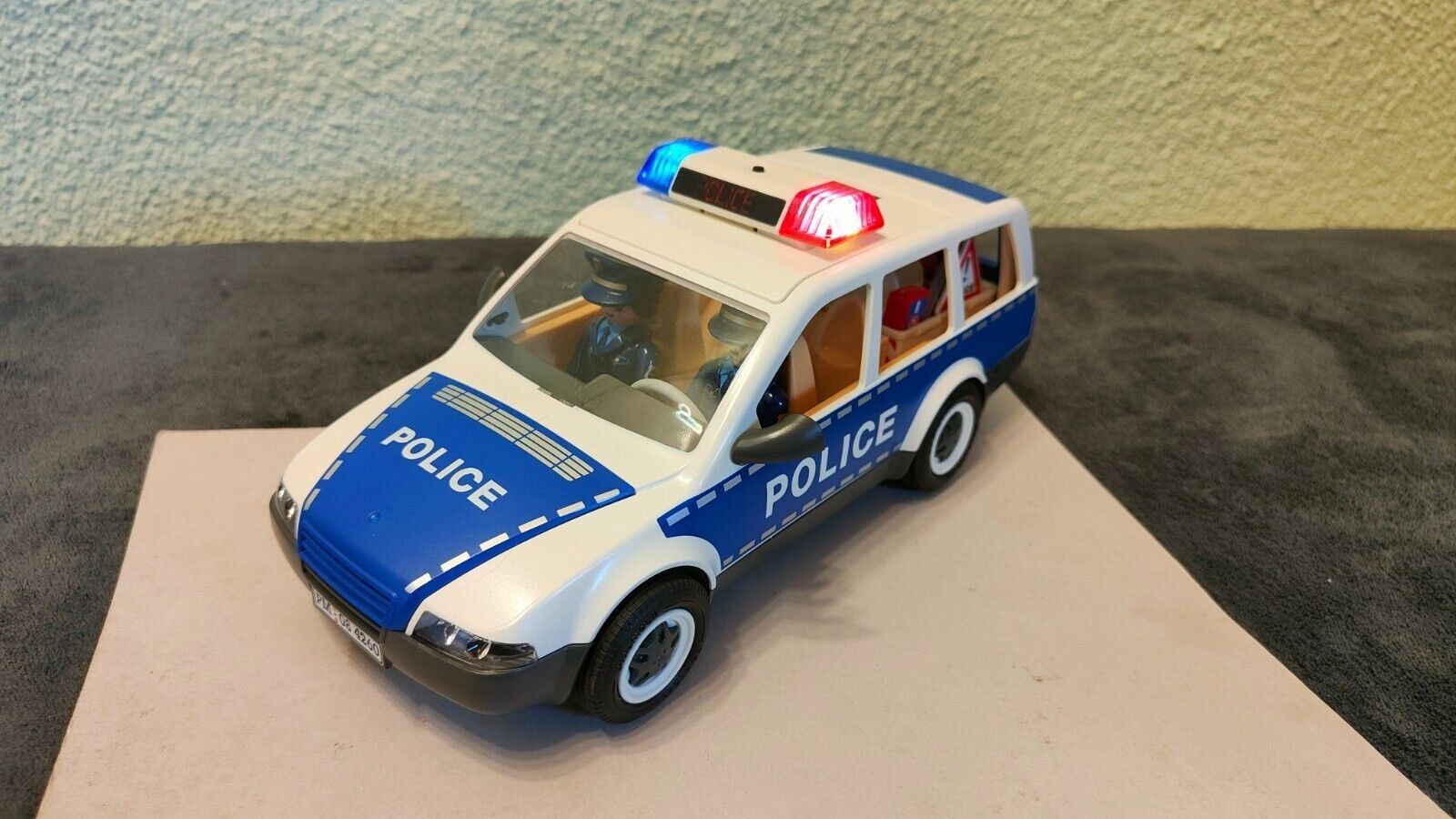 Playmobil Giocattoli: Playmobil Polizei Einsatzwagen – Usato da Oberrohrdorf venduto da Schuegu33 1