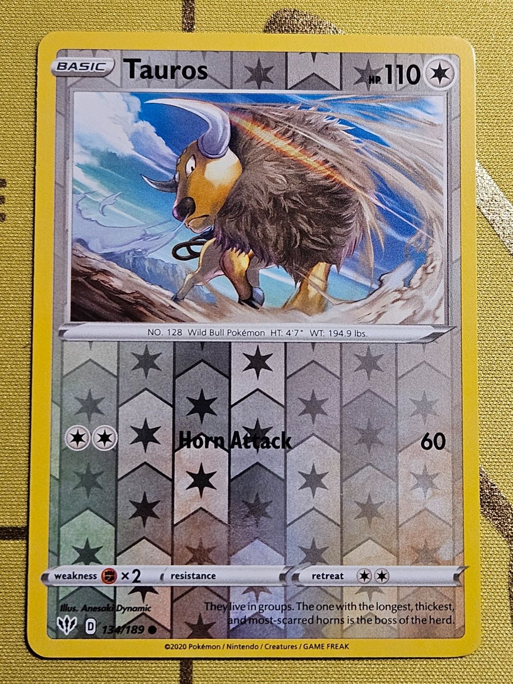 Pokémon Carte collezionabili: Darkness Ablaze - Tauros 134/189 EN – Usato da Bellinzona venduto da Pokemarco