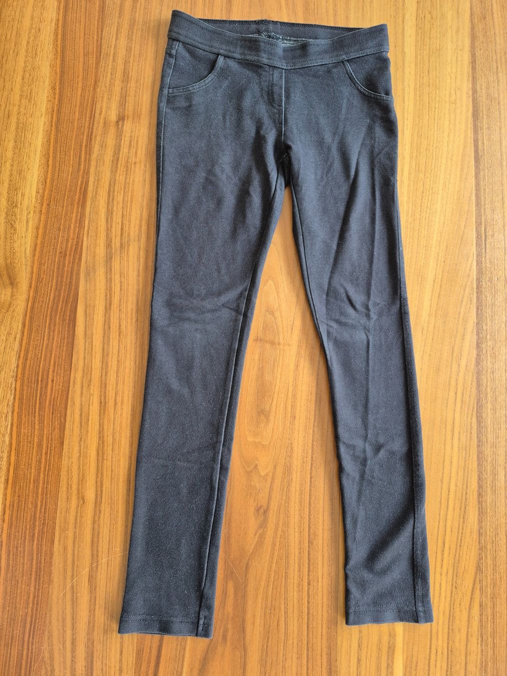 C&A Collants: Leggins Gr. 134 – D'occasion à Lengnau AG par Mefari